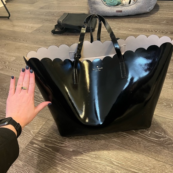 Kate Spade Scalloped Black Tote - Picture 6 of 10